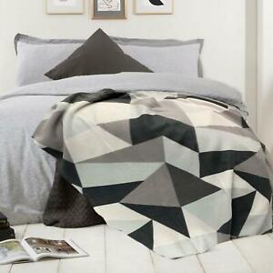  
Dreamscene Geometric Shapes Fleece Throw Over Bed Soft Blanket, Grey 120 x 150cm