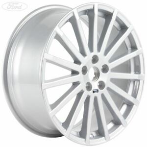 
Genuine Ford Focus Mk2 RS 19″ Performance Alloy Wheel 8.5J Silver RS500 1692722