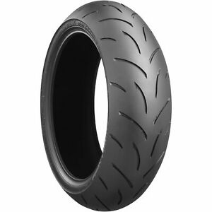  
Bridgestone 180/55 ZR17 73W Battlax BT015 Motorcycle Rear Tubeless Tyre